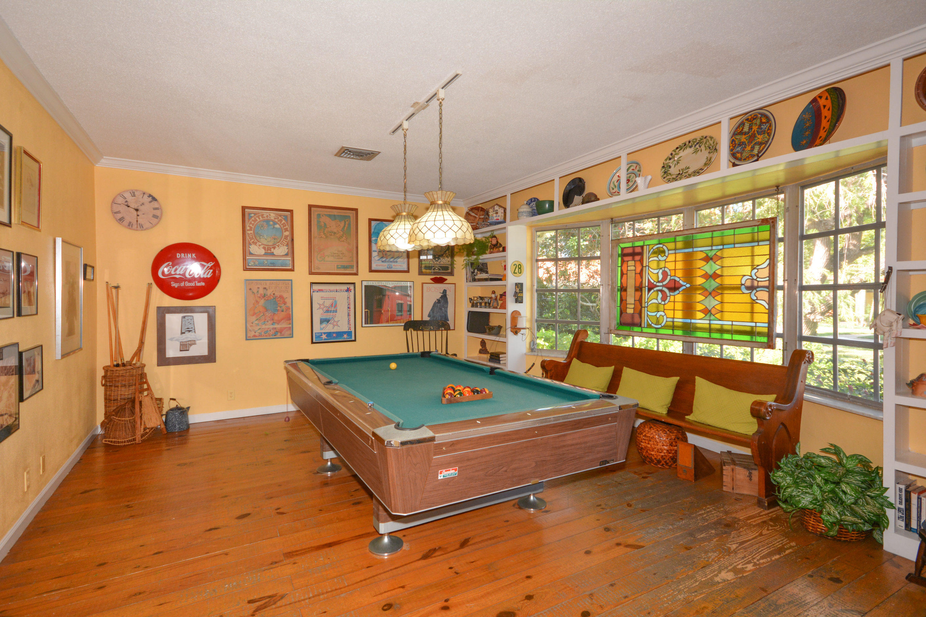 110 Southwest 11th Avenue Boca Raton, FL 33486 - Photo 5 of 44 Living Room/Game Room