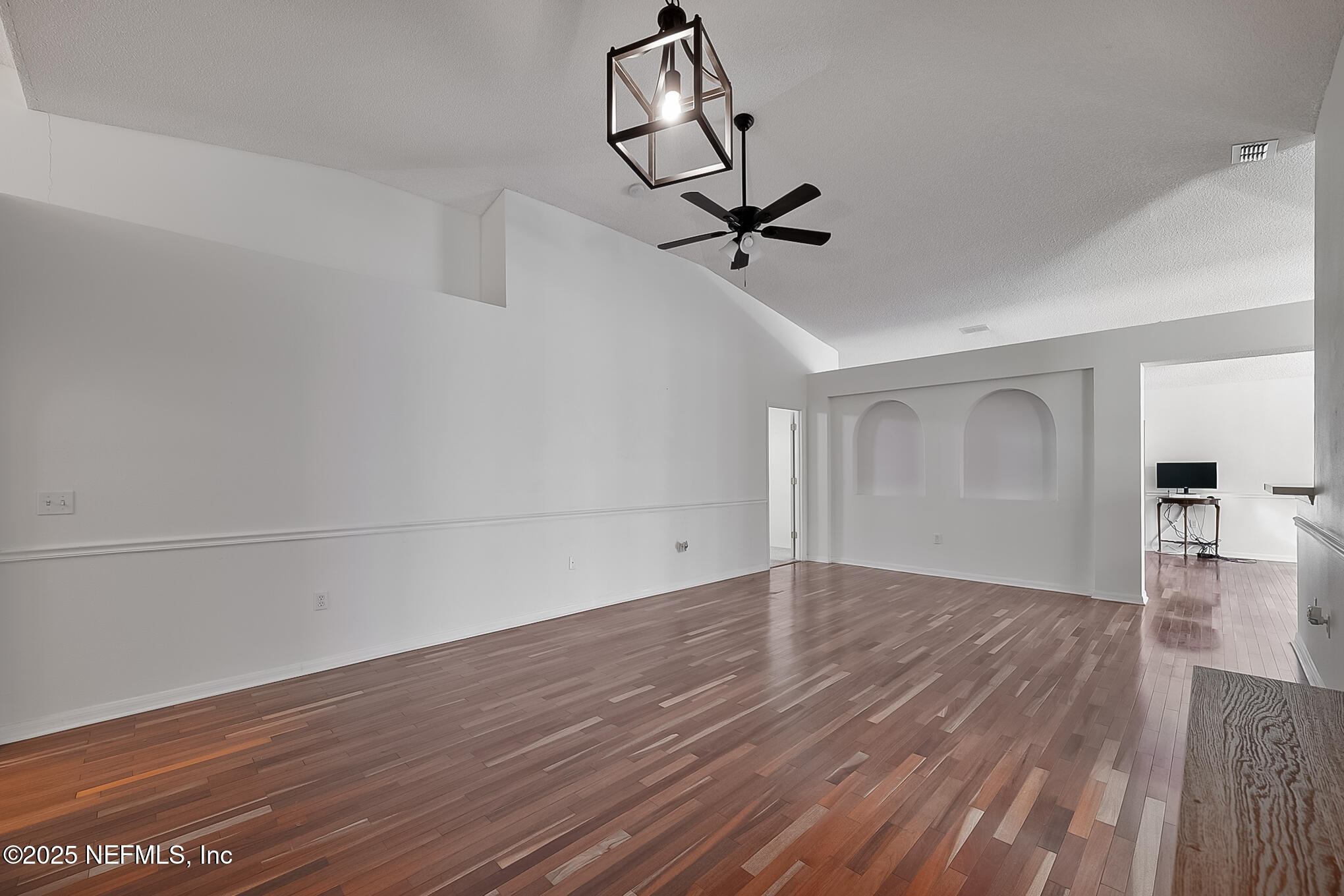 3204 Carlotta Road Middleburg, FL 32068 - Photo 14 of 39 13 Living Room