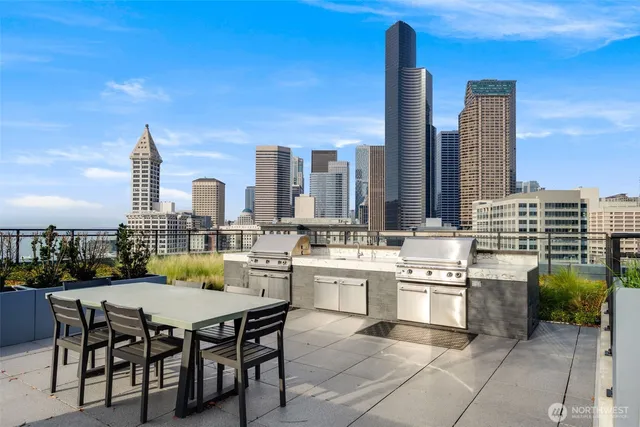 $369,999 | 450 South Main Street, Unit 616, Seattle, WA 98104