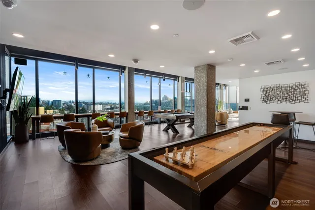 $369,999 | 450 South Main Street, Unit 616, Seattle, WA 98104