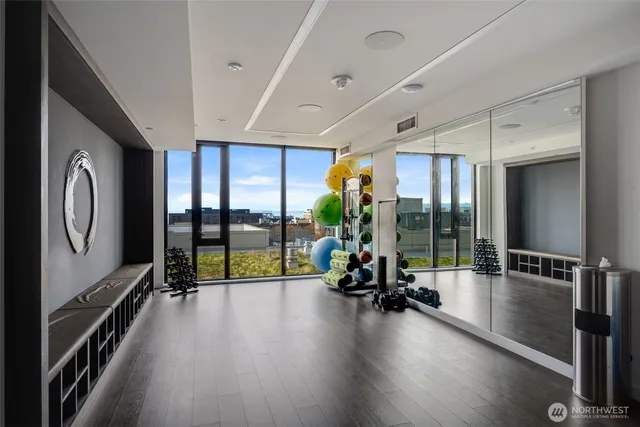 $369,999 | 450 South Main Street, Unit 616, Seattle, WA 98104