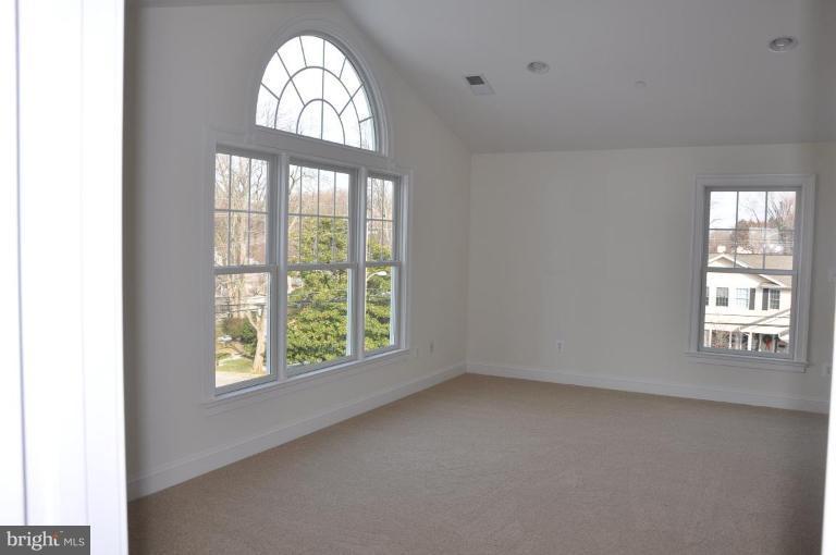 144 Sumner Road Annapolis, MD 21401 - Photo 14 of 30 Master Bedroom