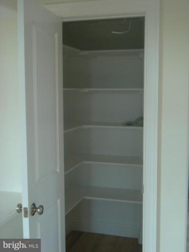 144 Sumner Road Annapolis, MD 21401 - Photo 3 of 30 VERY NICE PANTRY