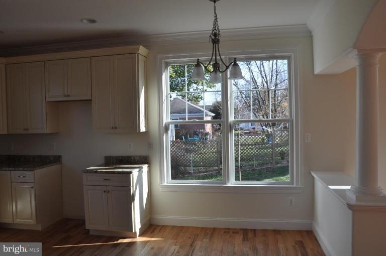 144 Sumner Road Annapolis, MD 21401 - Photo 9 of 30 Breakfast Area