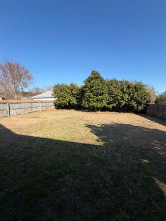 $2,400 | 4904 Park View Court, Tallahassee, FL 32311