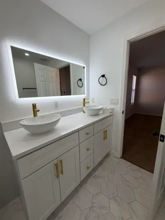 $2,400 | 4904 Park View Court, Tallahassee, FL 32311