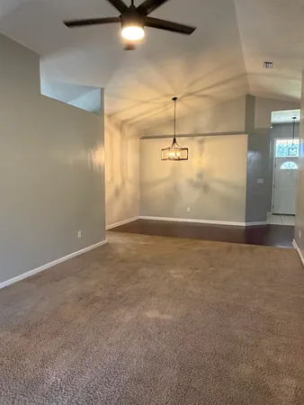 $2,400 | 4904 Park View Court, Tallahassee, FL 32311