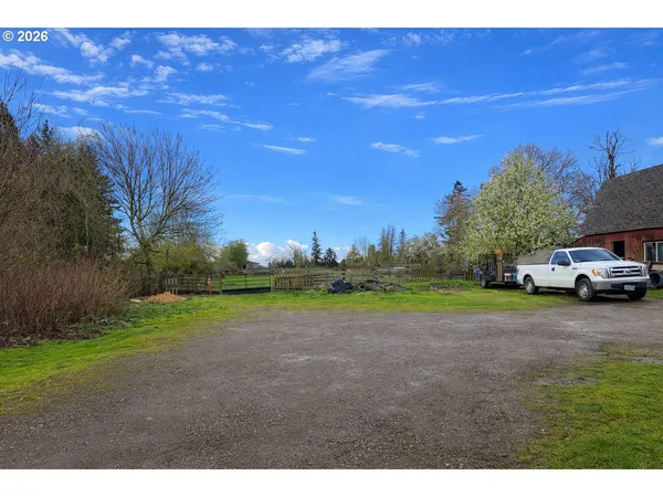 $469,900 | 16855 Southeast Foster Road, Gresham, OR 97080