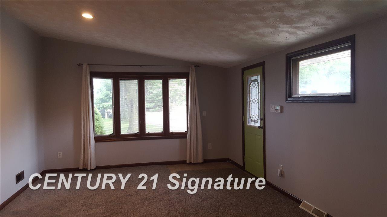 10199 Beecher Road Flushing, MI 48433 - Photo 8 of 27 Gallery Image 8