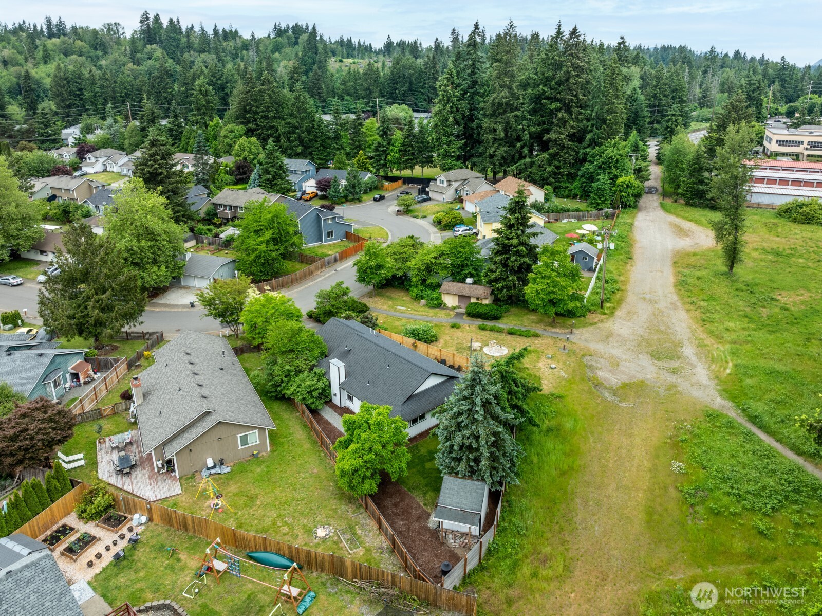 21927 Southeast 237th Street Maple Valley, WA 98038 - Photo 24 of 26