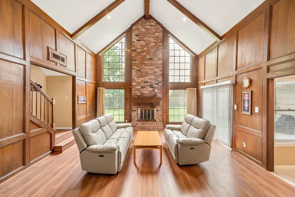 $2,450 | 18107 Shadow Valley Drive, Spring, TX 77379