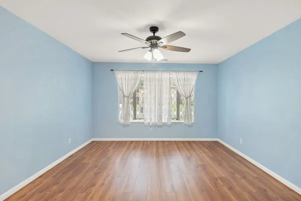 $2,450 | 18107 Shadow Valley Drive, Spring, TX 77379