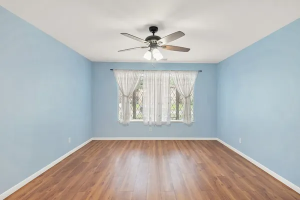 $2,450 | 18107 Shadow Valley Drive, Spring, TX 77379