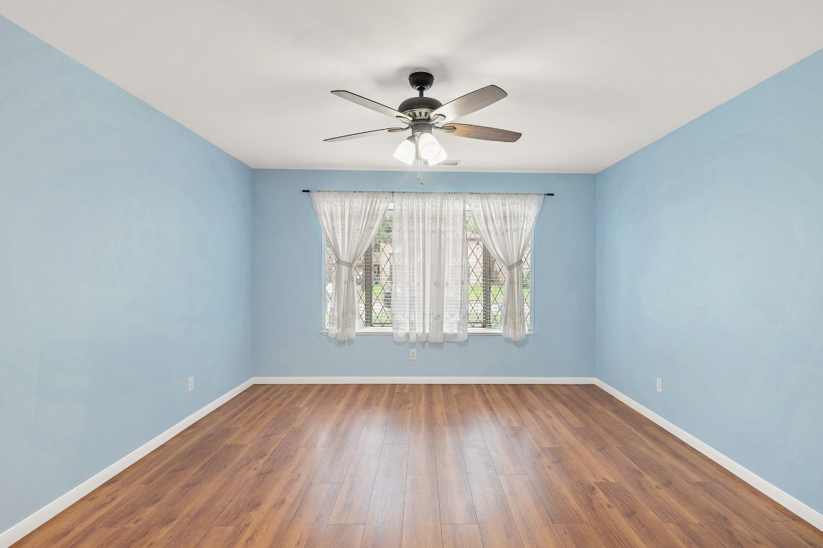 18107 Shadow Valley Drive Spring, TX 77379 - Photo 23 of 44