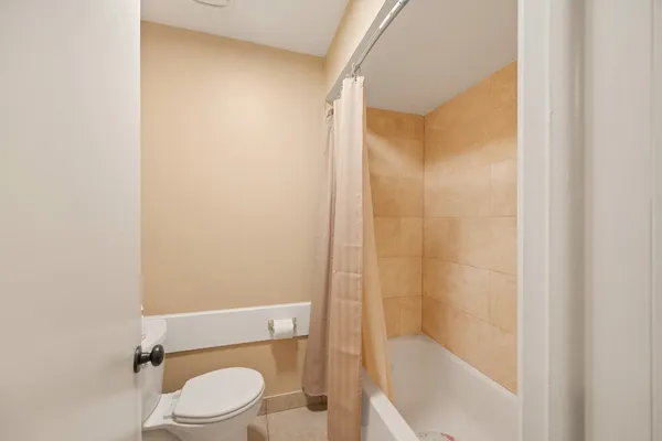 $2,450 | 18107 Shadow Valley Drive, Spring, TX 77379