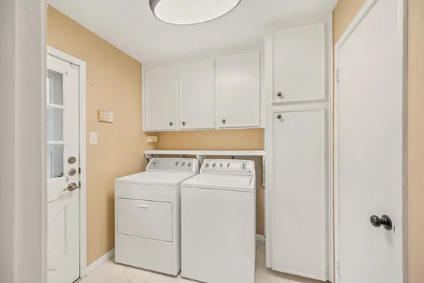 $2,450 | 18107 Shadow Valley Drive, Spring, TX 77379