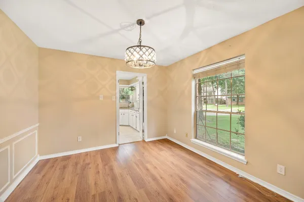 $2,450 | 18107 Shadow Valley Drive, Spring, TX 77379