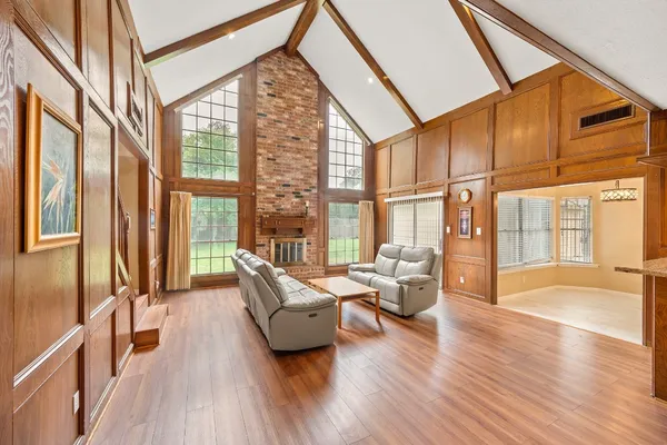 $2,450 | 18107 Shadow Valley Drive, Spring, TX 77379