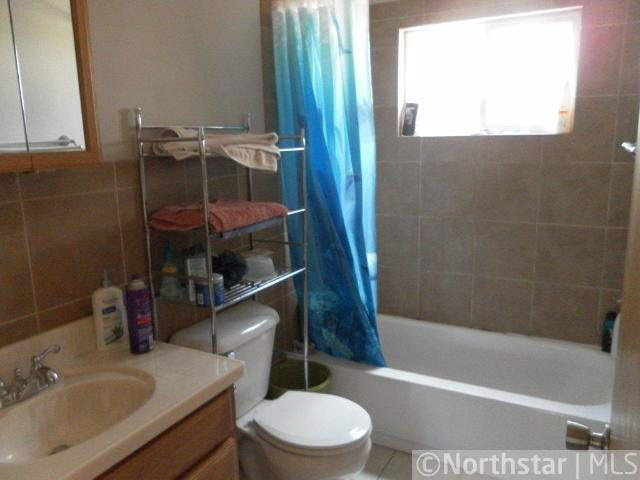 670 County Rd M River Falls, WI 54022 - Photo 9 of 13 Gallery Image 9