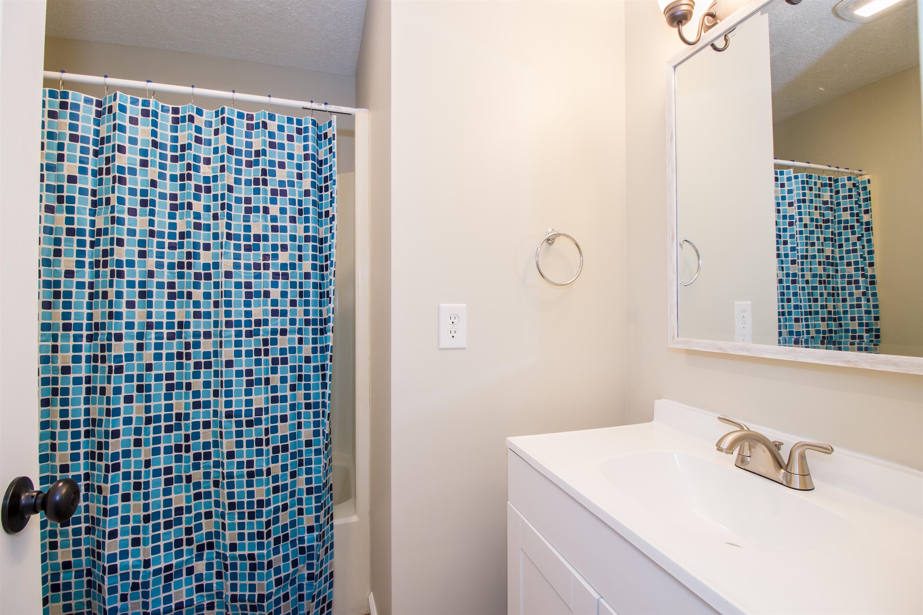 353 Ridge Court Timberville, VA 22853 - Photo 13 of 17 Gallery Image 13