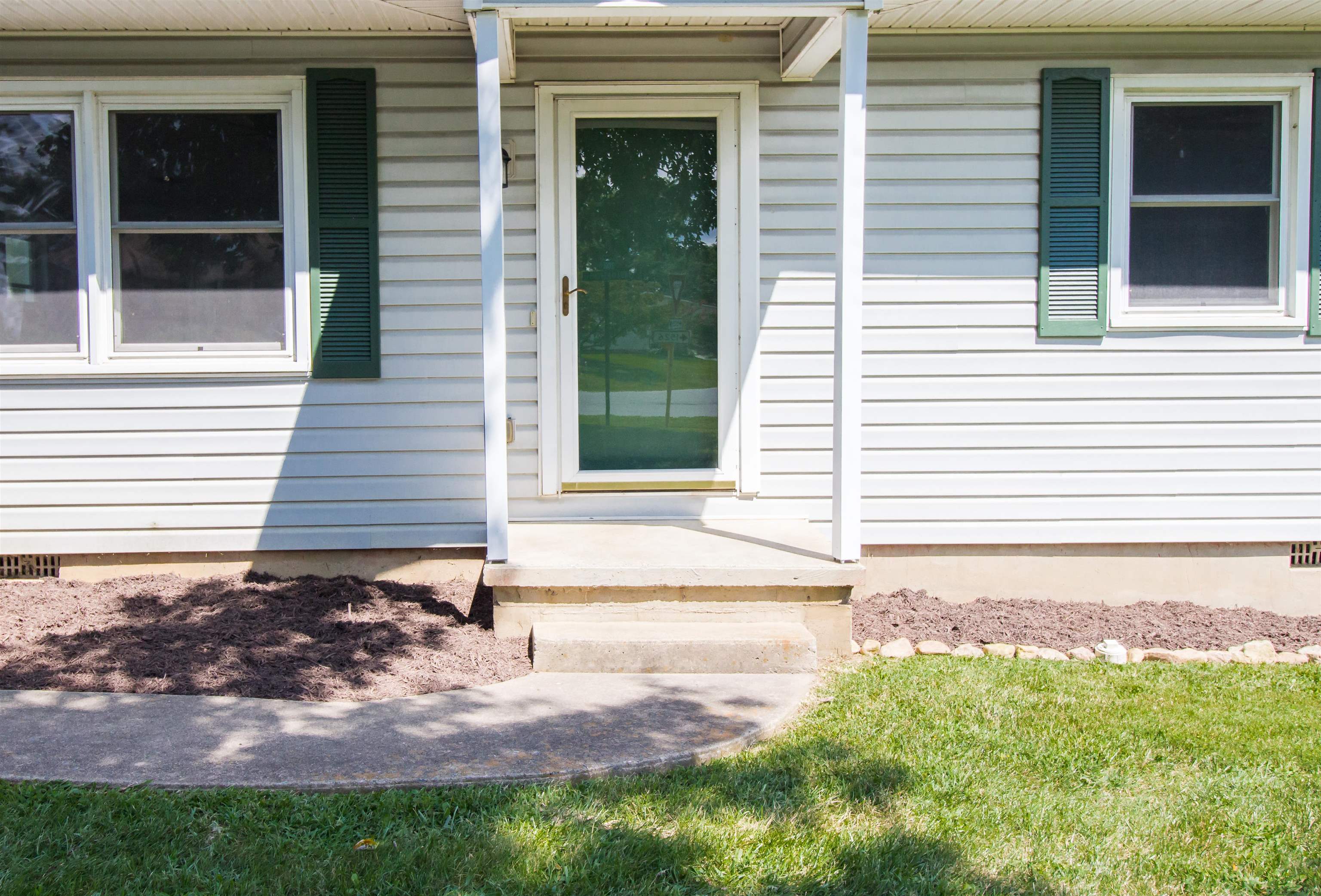 353 Ridge Court Timberville, VA 22853 - Photo 3 of 17 Gallery Image 3