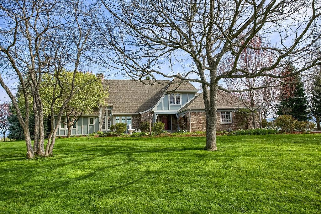 3996 Pioneer Road Medford, OR 97501 - Photo 2 of 35 Additional Photo