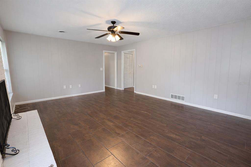 2224 Northeast 9th Street Ocala, FL 34470 - Photo 12 of 32