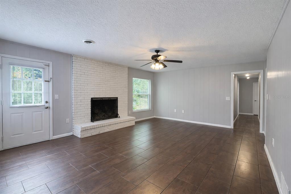 2224 Northeast 9th Street Ocala, FL 34470 - Photo 13 of 32