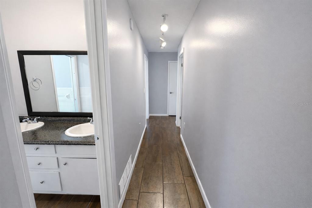 2224 Northeast 9th Street Ocala, FL 34470 - Photo 22 of 32