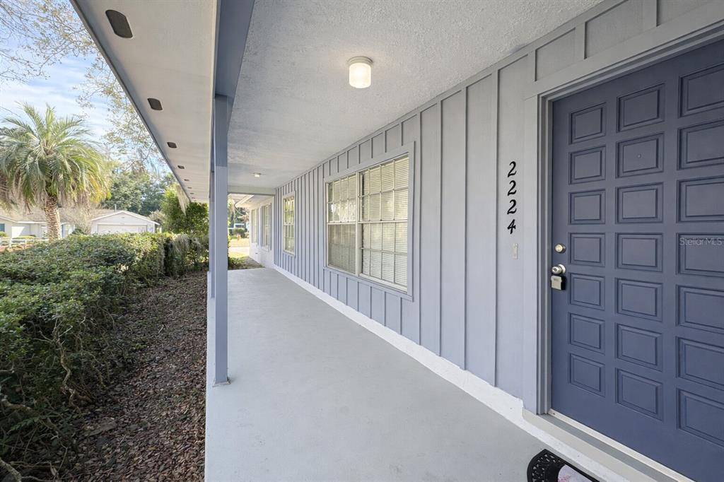 2224 Northeast 9th Street Ocala, FL 34470 - Photo 4 of 32