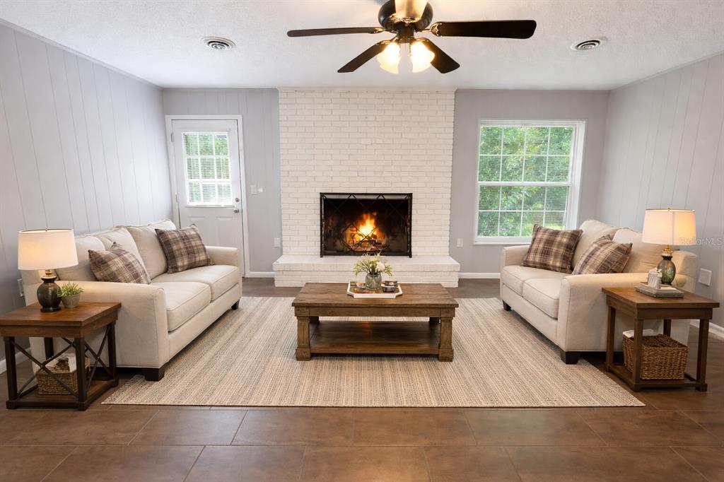 2224 Northeast 9th Street Ocala, FL 34470 - Photo 8 of 32