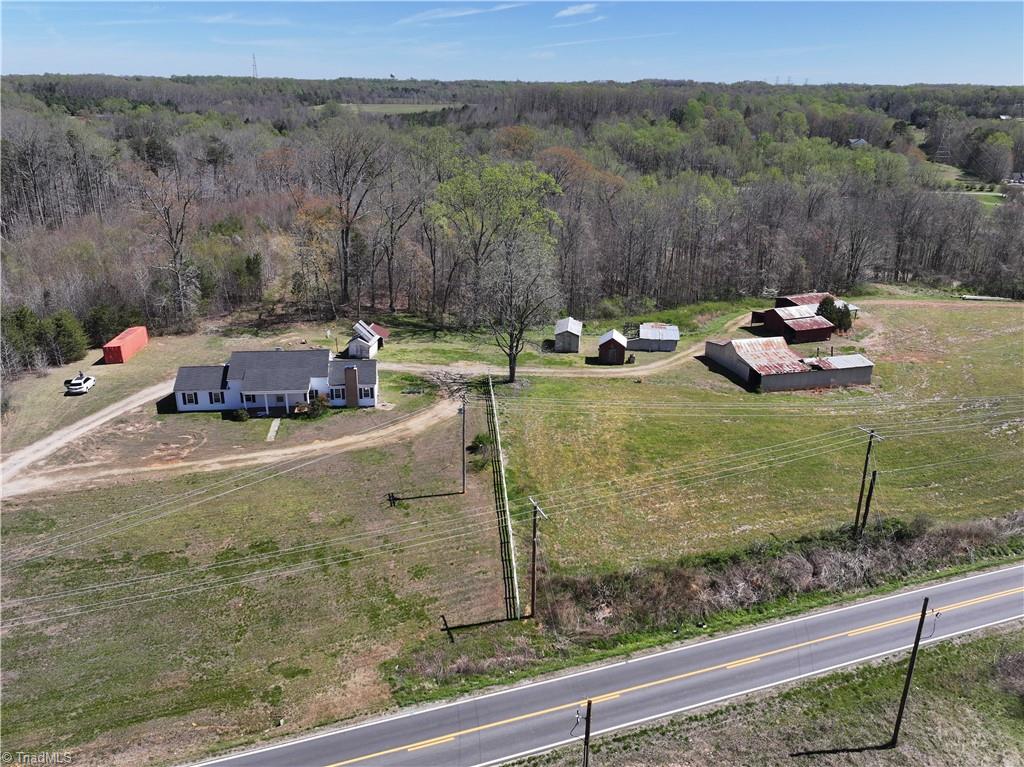 541 Wallburg-High Point Road Winston-Salem, NC 27107 - Photo 1 of 19