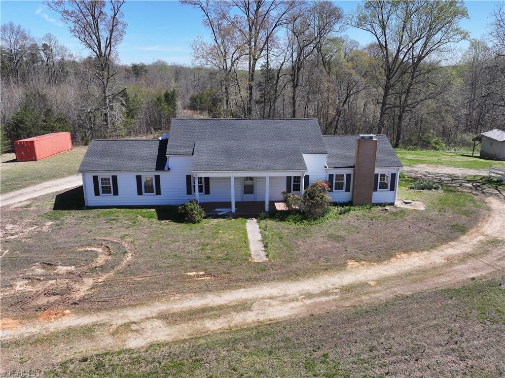 541 Wallburg-High Point Road Winston-Salem, NC 27107 - Photo 4 of 19