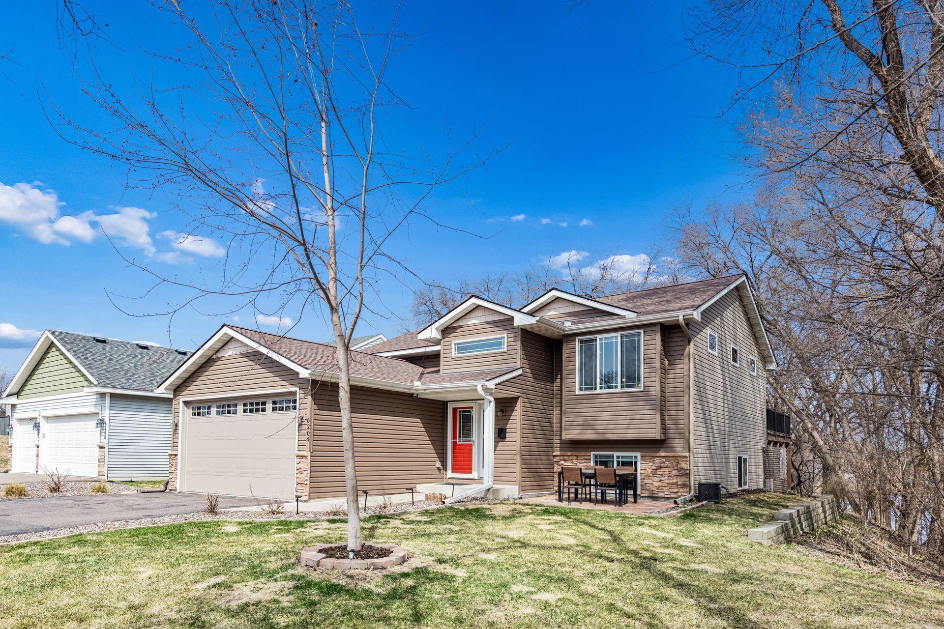 6204 39th Avenue North Crystal, MN 55422 - Photo 1 of 50