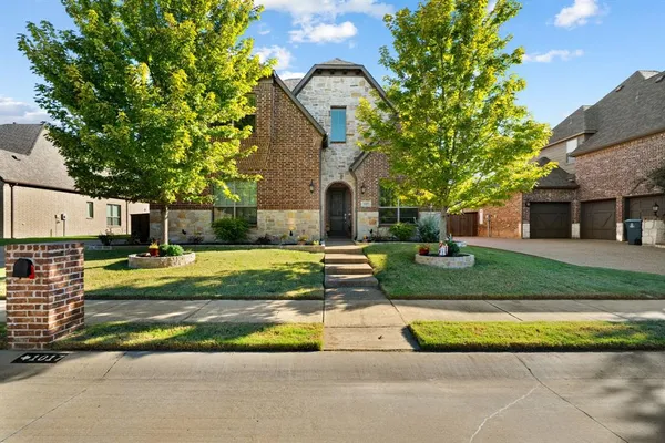 $650,000 | 1017 Pleasant View Drive, Rockwall, TX 75087