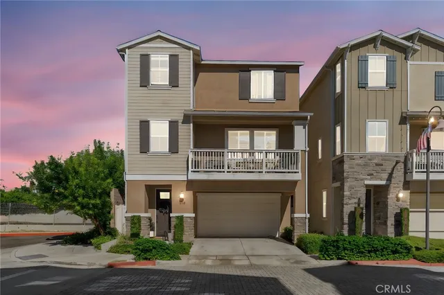 $899,000 | 390 North Bellarose Way, Anaheim, CA 92805