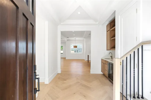 $1,650,000 | 9 East Newell Street, Winter Garden, FL 34787