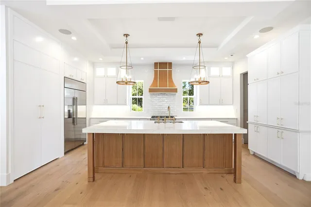 $1,650,000 | 9 East Newell Street, Winter Garden, FL 34787