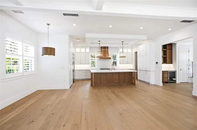 $1,650,000 | 9 East Newell Street, Winter Garden, FL 34787