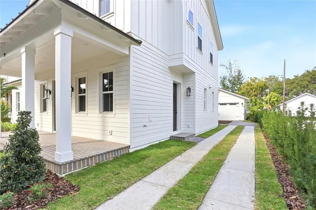 $1,650,000 | 9 East Newell Street, Winter Garden, FL 34787