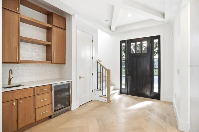 $1,650,000 | 9 East Newell Street, Winter Garden, FL 34787