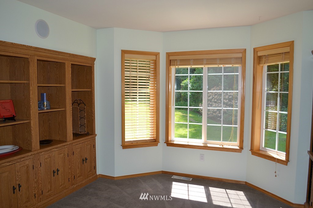 2469 Goss Ridge Road Freeland, WA 98249 - Photo 10 of 25 a view of an empty room with a window