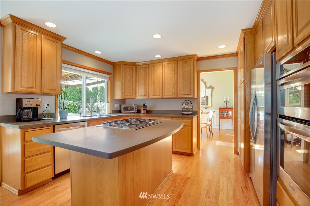 1904 243rd Place Southeast Bothell, WA 98021 - Photo 8 of 25