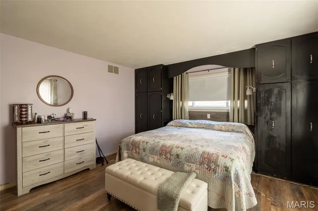 $319,900 | 215 East Piedmont Avenue, Piedmont, MO 63957