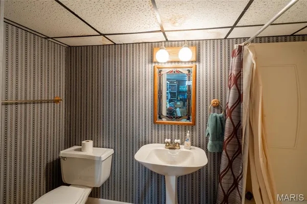 $319,900 | 215 East Piedmont Avenue, Piedmont, MO 63957