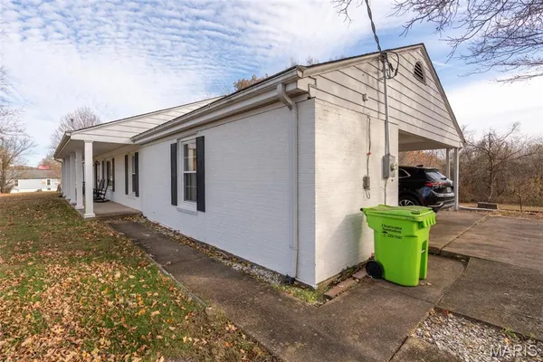 $319,900 | 215 East Piedmont Avenue, Piedmont, MO 63957