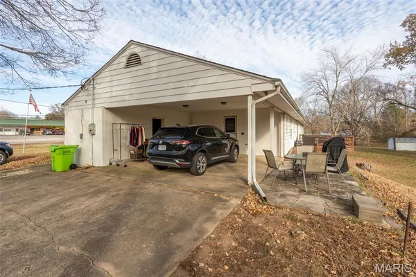 $319,900 | 215 East Piedmont Avenue, Piedmont, MO 63957