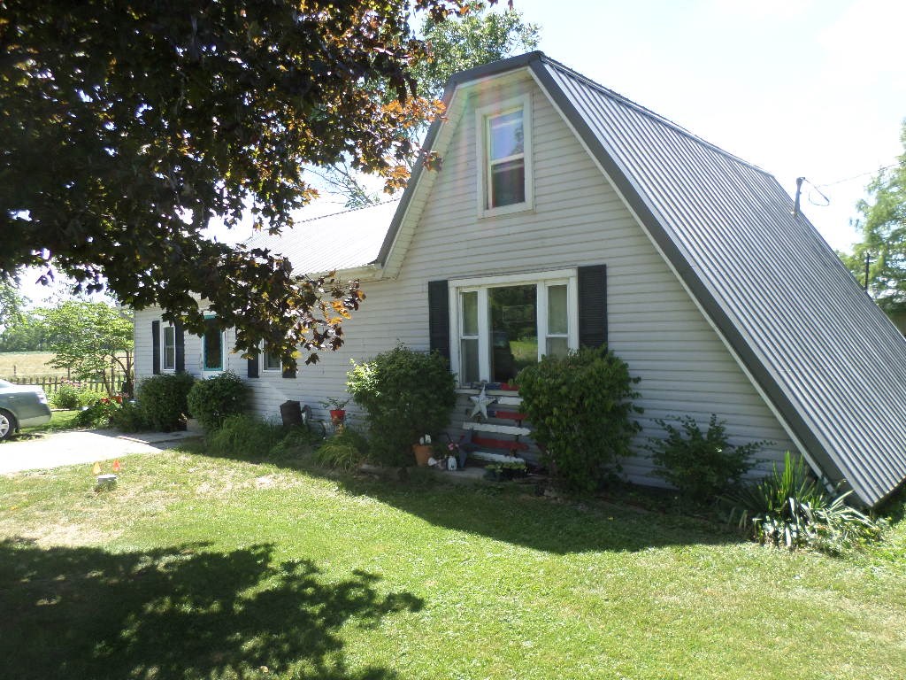 3548 North 600 East Rochester, IN 46975 - Photo 1 of 10 Gallery Image 1