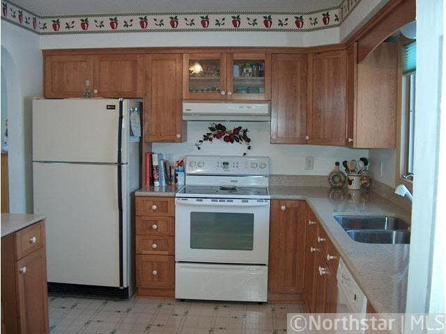 506 Pine Ridge Terrace River Falls, WI 54022 - Photo 7 of 9 Gallery Image 7