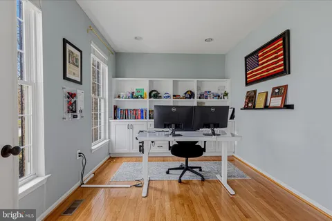 $1,200,000 | 1403 Harle Place Southwest, Leesburg, VA 20175